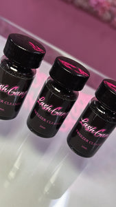 Tweezer Cleaner